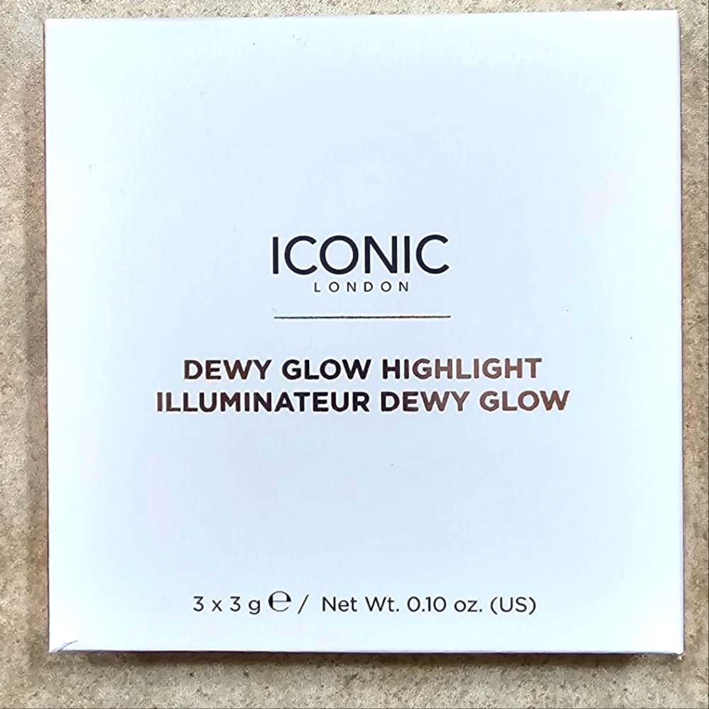 Iconic Dewy Glow Highlighter